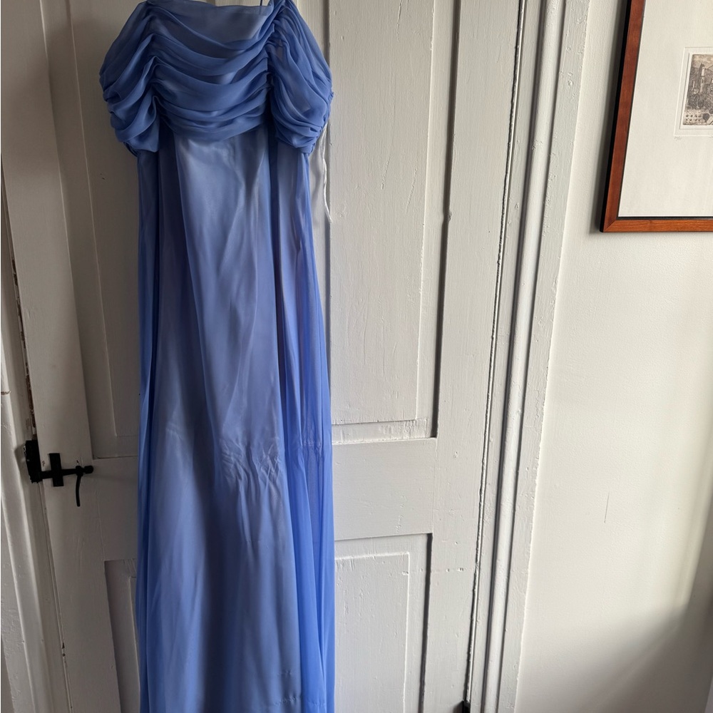 Elegant Blue Evening Gown